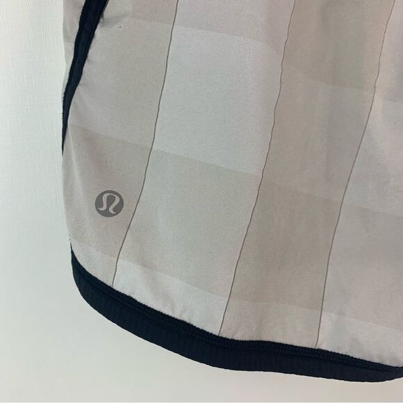 Lululemon Women Groovy Run Short Gingham Gray Pink Black Size 8 Training Running - Picture 4 of 8